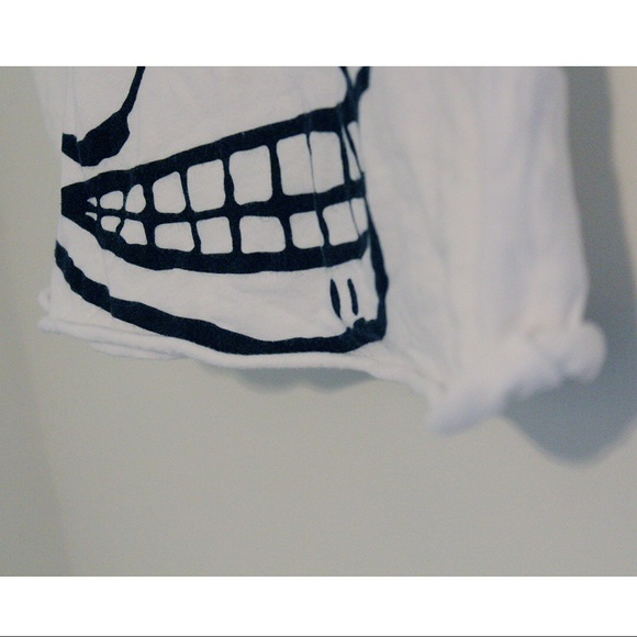 CHEAP MONDAY • Cropped T-shirt - Picture 3 of 3